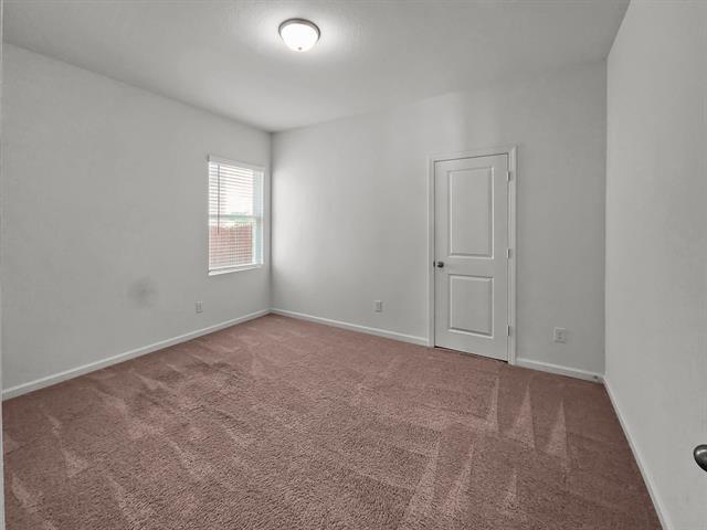 Building Photo - 1820 Wolf Run