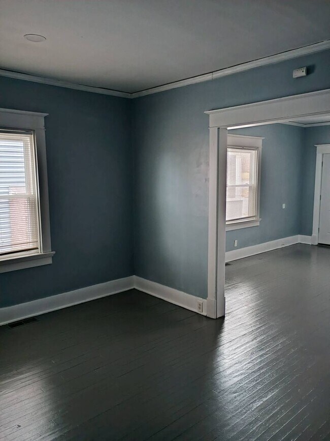 Building Photo - 424-426 Lexington Ave