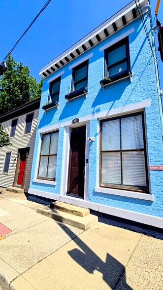 Front View of House - 806 Main St