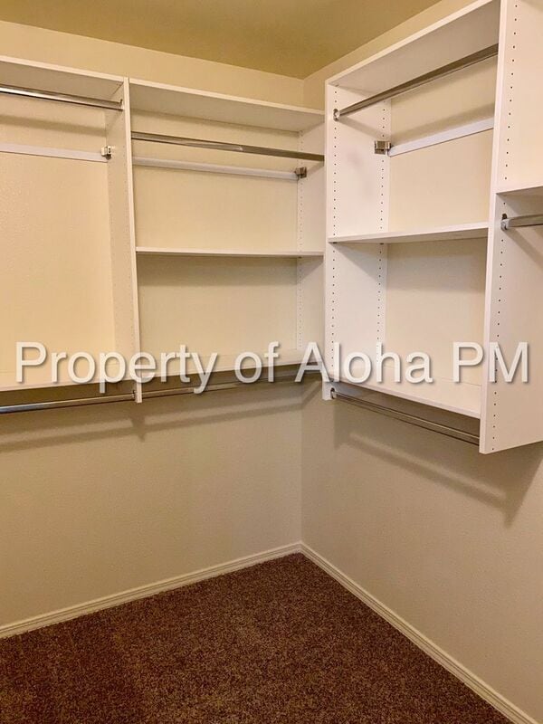 Building Photo - 1033 W Pine Ave