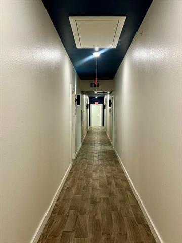 Building Photo - 800 S Welch St