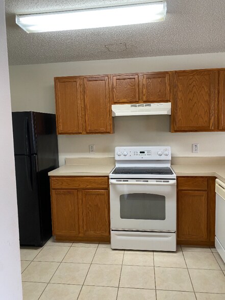 Building Photo - 4334 Winding River Way