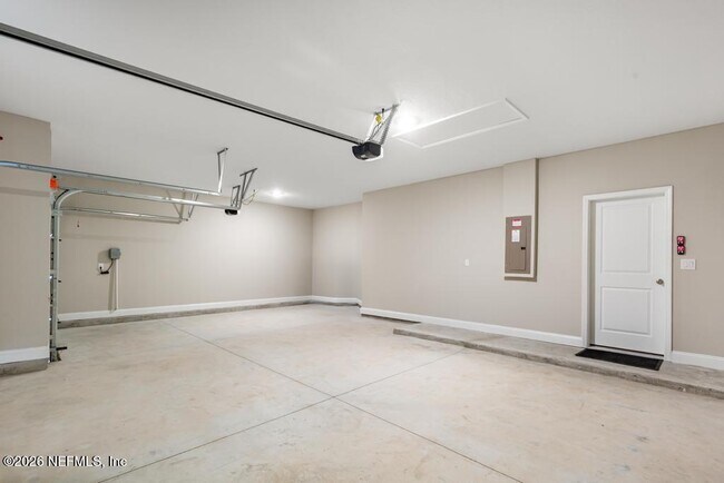 Building Photo - 50 Martos Ct