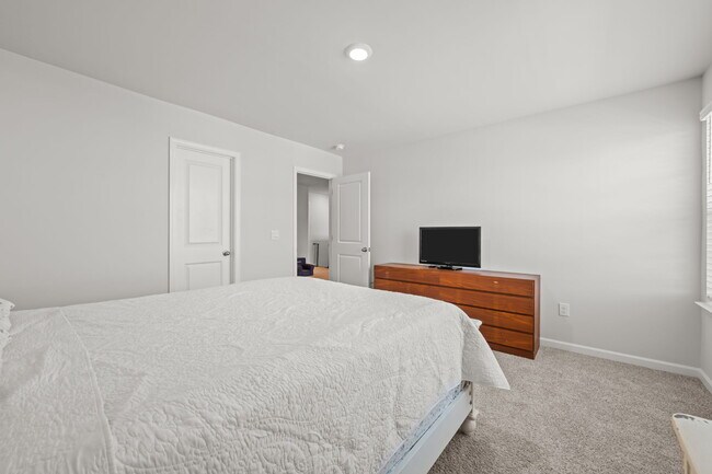 Building Photo - 1012 Kellie Ct