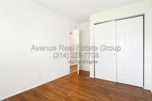 Building Photo - 3726 Briargrove Dr