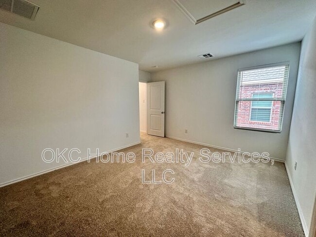 Building Photo - 3307 NW 148th St