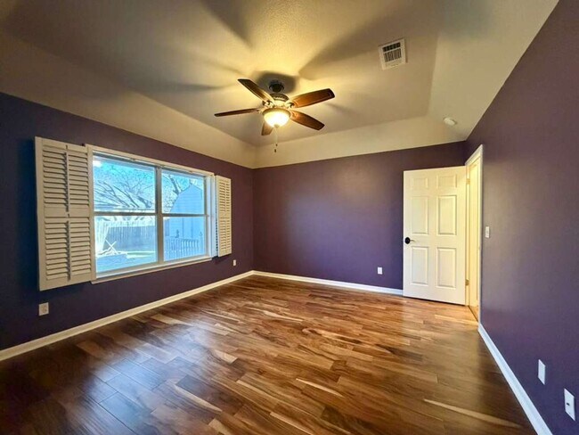 Building Photo - Beautiful single-story home on a corner lot in New Braunfels!