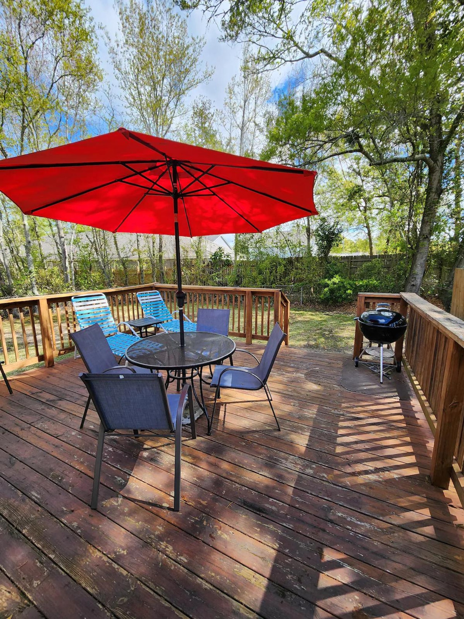 Building Photo - 1106 Fournier Ave