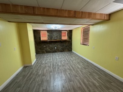 Building Photo - 4 Bedroom home on 2 Acres in West Union