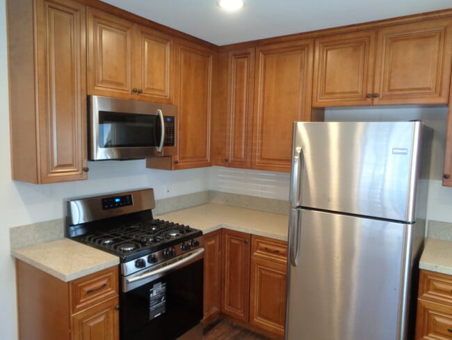 Building Photo - 357