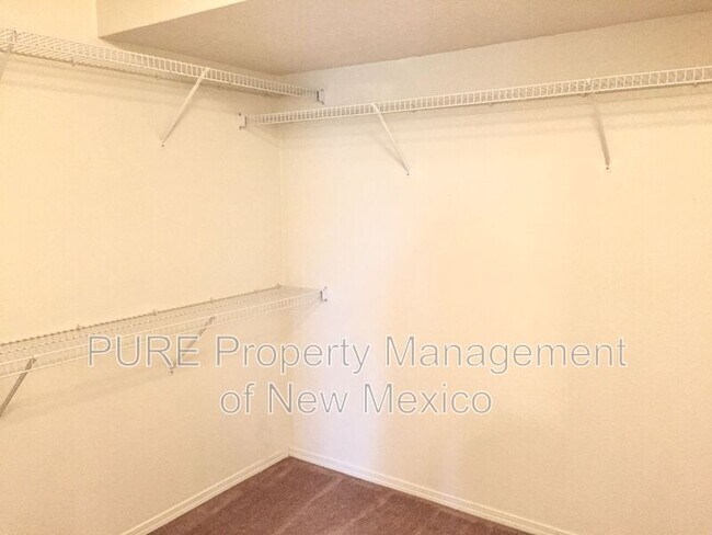Building Photo - 5609 Crown Ridge Rd NW