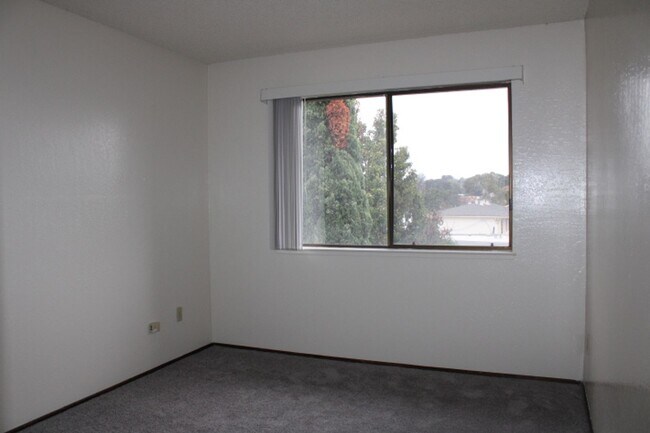 Building Photo - 3430 San Pablo Dam Rd