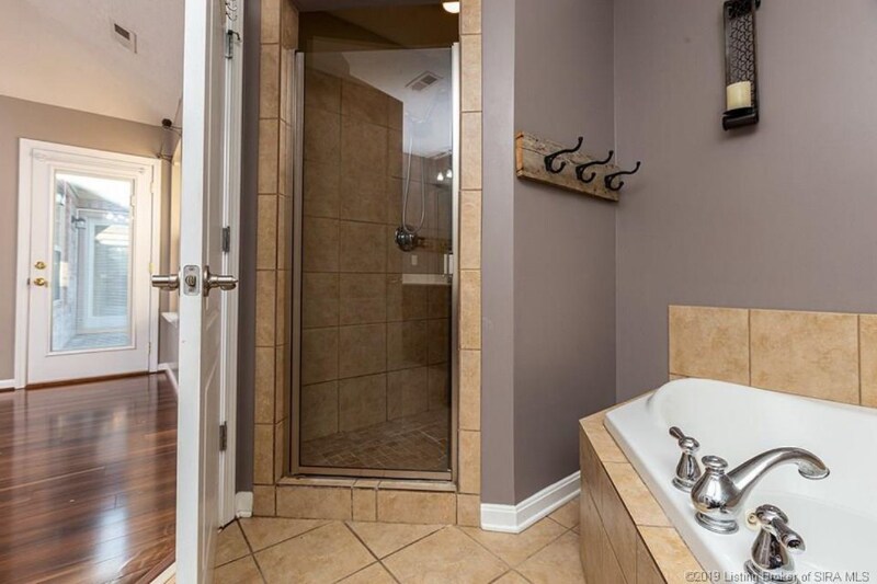 Building Photo - 13807 Deerfield Crossing