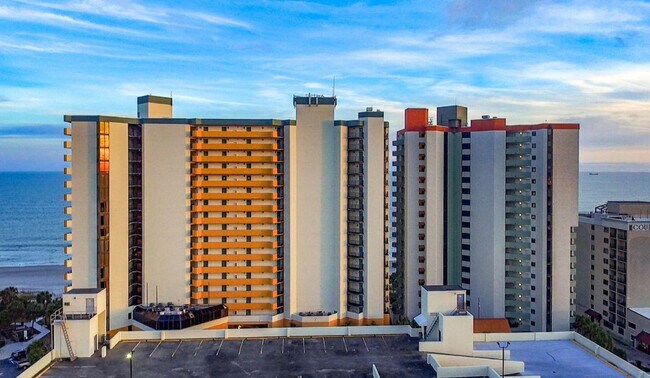 Building Photo - 2710 N Ocean Blvd