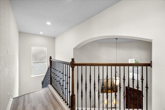 Building Photo - 25619 Poerner Trail