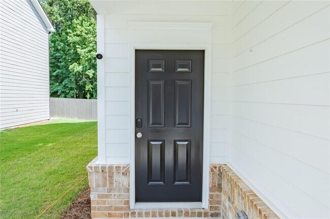 Building Photo - 454 Burgundy Terrace SE