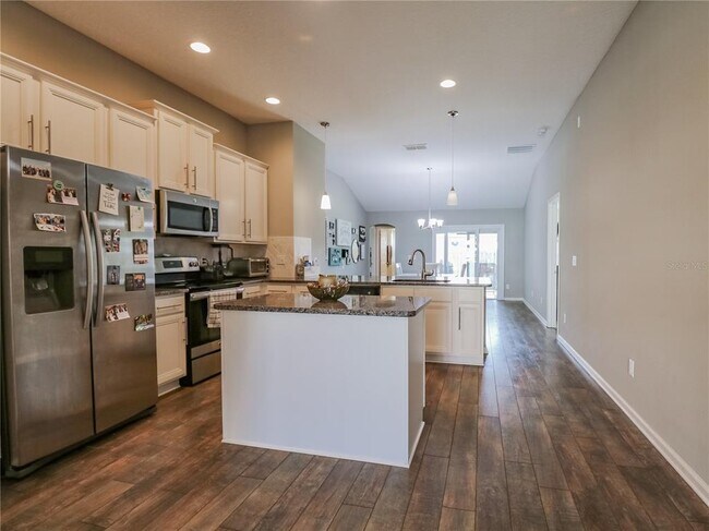 Building Photo - 8241 NW 54th St