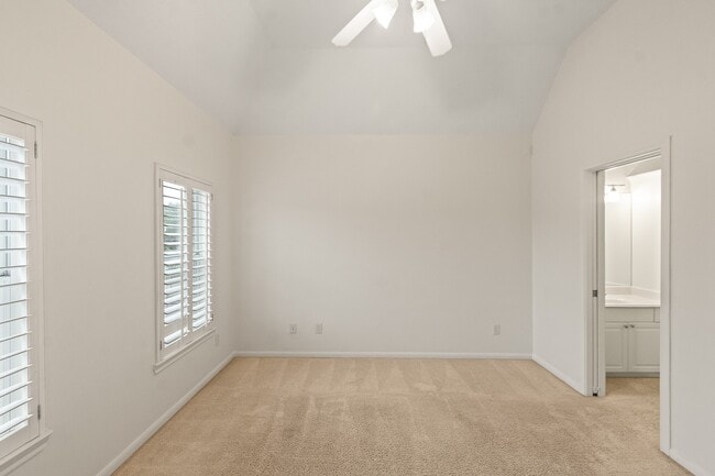 Building Photo - 5351 McCulloch Cir