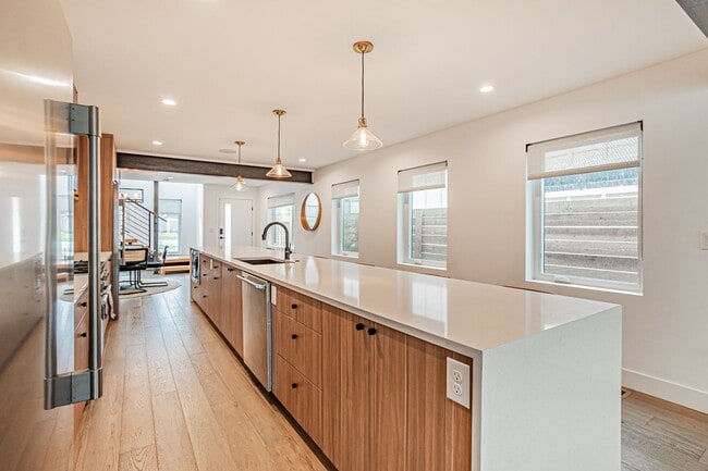 Building Photo - Luxury 3BD, 2.5BA Sloan's Lake Home with Top Floor Flex Room