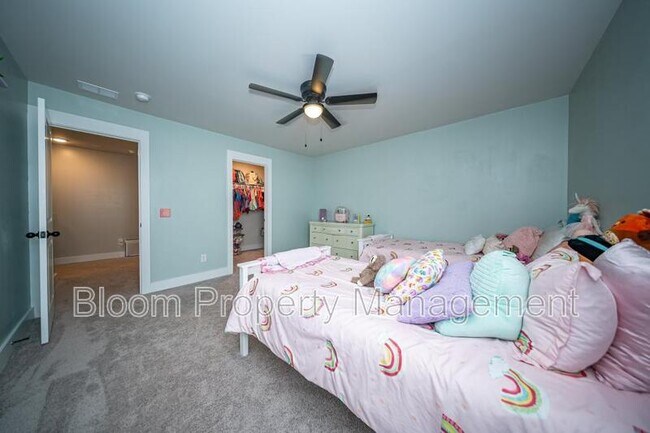 Building Photo - 5008 Cedar Brush Ct