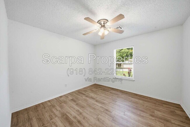 Building Photo - 13621 S 285th E Ave