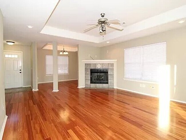 Building Photo - BEAUTIFUL HOME IN GREAT LOCATION!