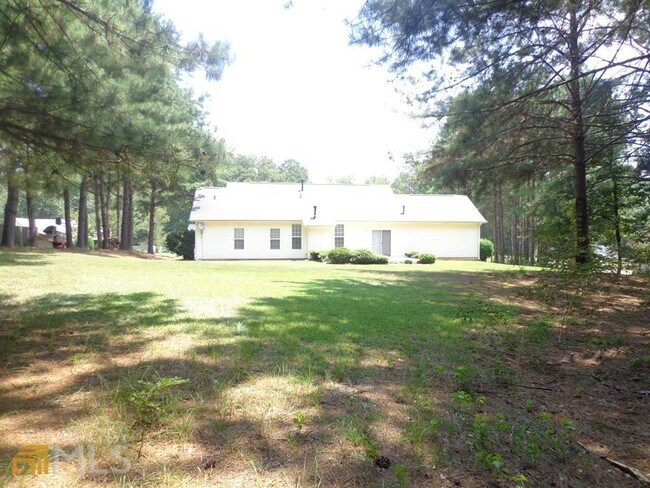 Building Photo - 45 Chemin Pl