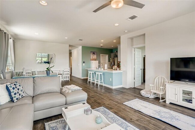 Building Photo - 13401 Baileyfield Dr