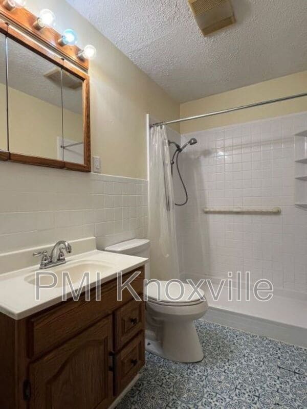 Building Photo - 4308 Lonas Dr