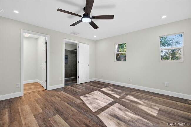 Building Photo - 618 Spruce St