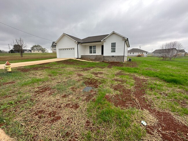 Building Photo - 177 Peregrine Pl