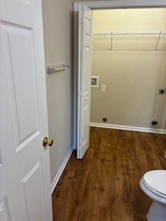 Building Photo - 4805 Poplar Crest Way