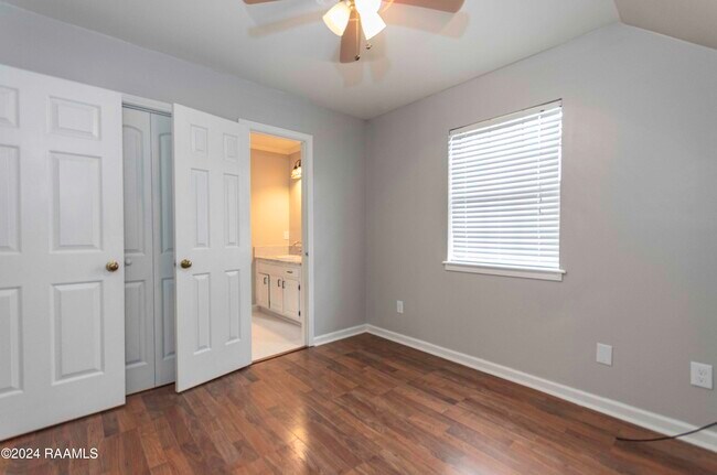 Building Photo - 308 Burdin Rd