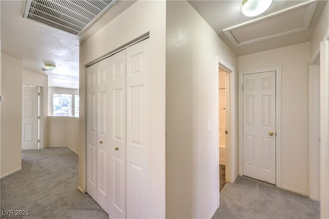 Building Photo - 1452 Rothwell Ct