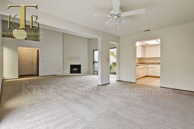 Building Photo - 4751 Knapp Way