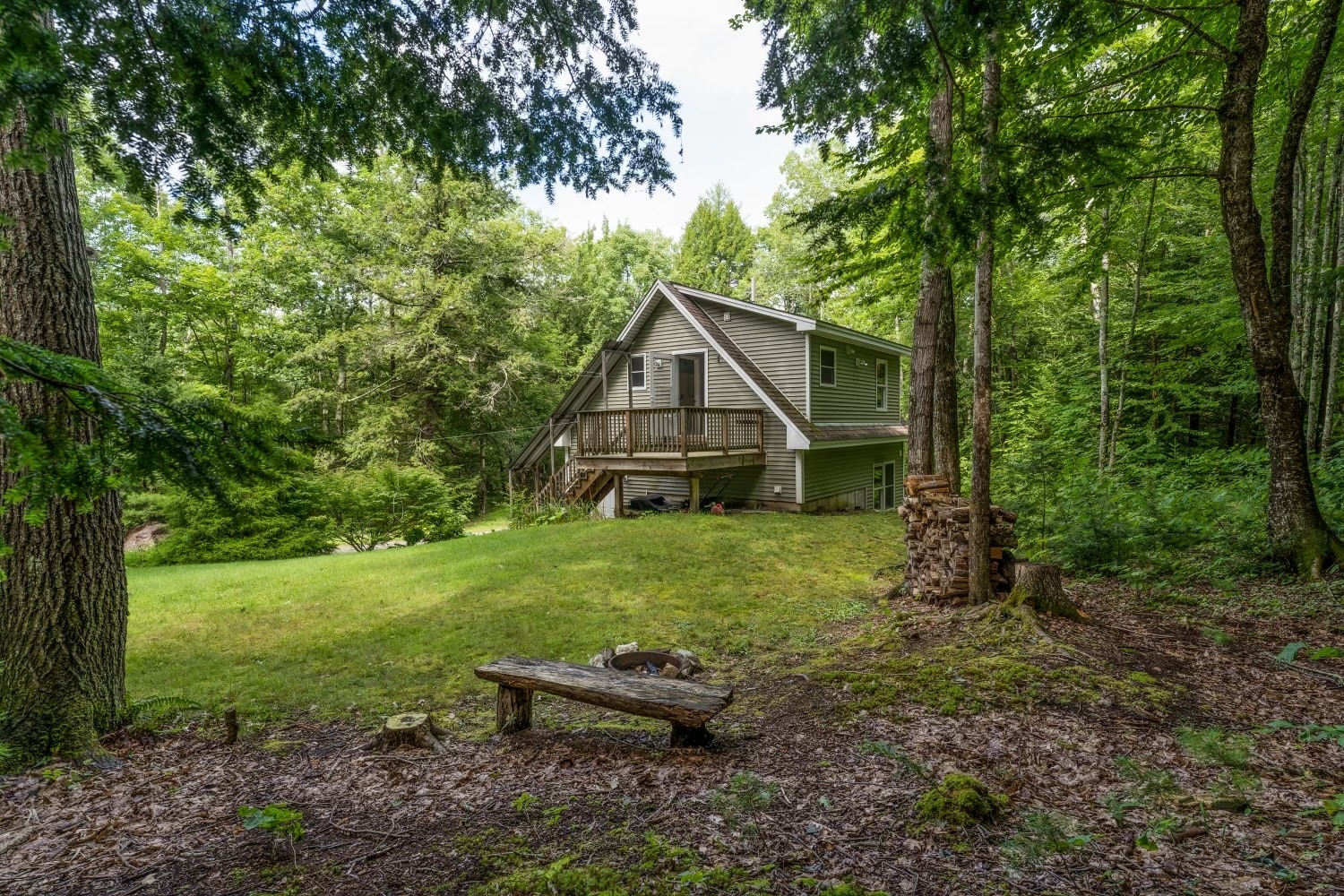 Private Oasis - 19 Carignan Dr