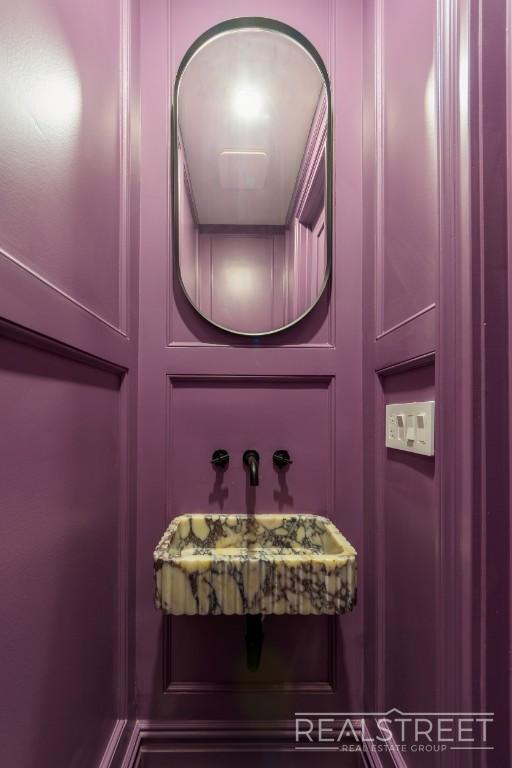 Building Photo - Stunning Brand New Townhouse for Rent in B...