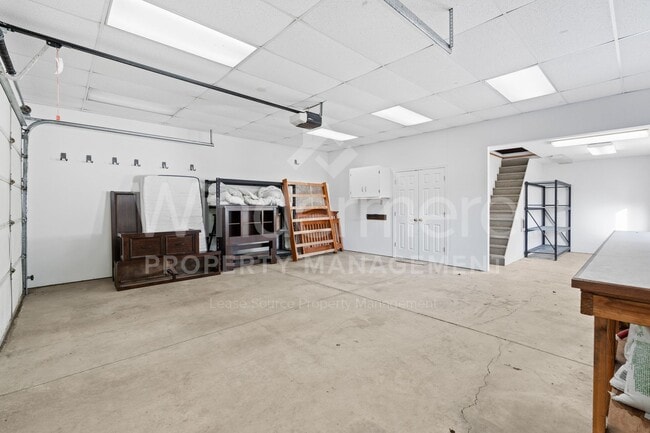 Building Photo - South Hill Charm