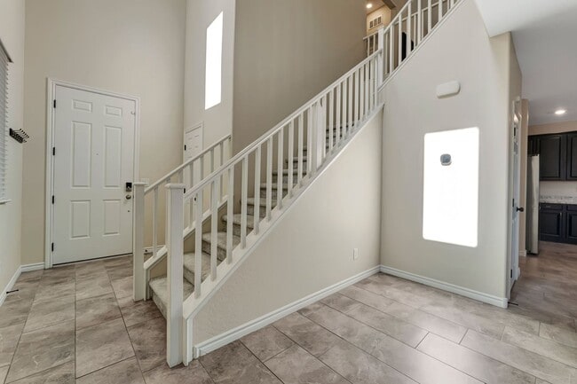 Building Photo - 4136 Midnight Crest Ave