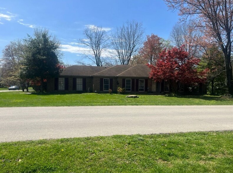 Building Photo - 3200 Brownsboro Vista Dr