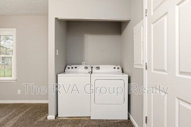 Building Photo - 3202 Utah Pl