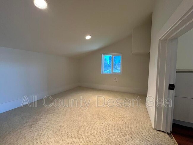 Building Photo - 1103 Sandi Ln