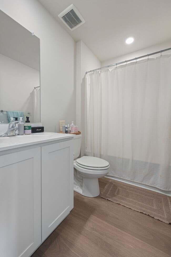 Building Photo - 203 Ridgley Blvd