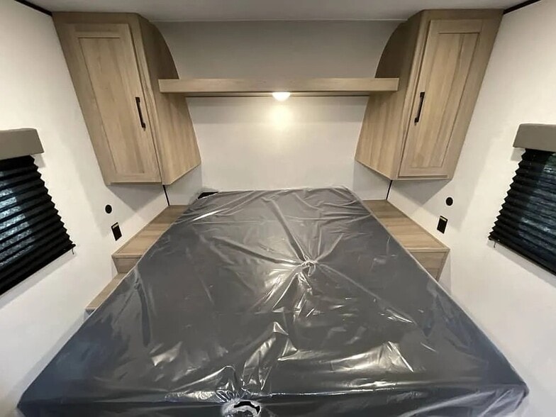 Building Photo - 1411 E 27th Ave