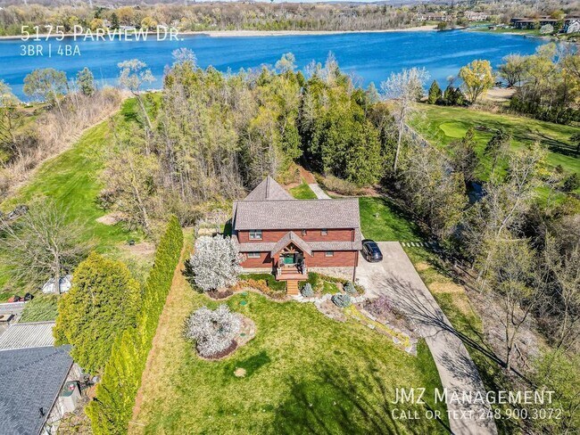Building Photo - 5175 Parview Dr