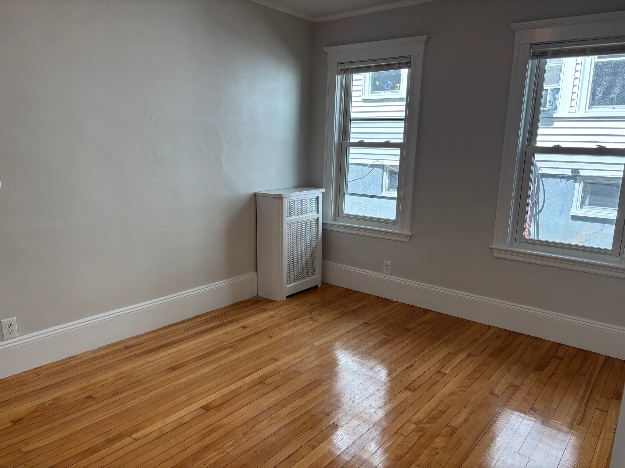 Building Photo - 32 Matchett St