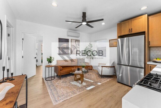 Building Photo - 6730 Mohawk St