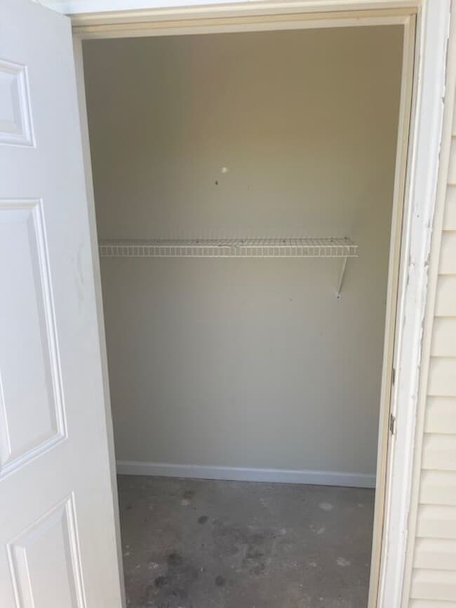 Building Photo - Cobblestone Trace- Oxford's Premier 55+ Co...