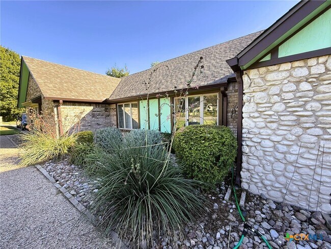 Building Photo - 3117 Kensington Ct