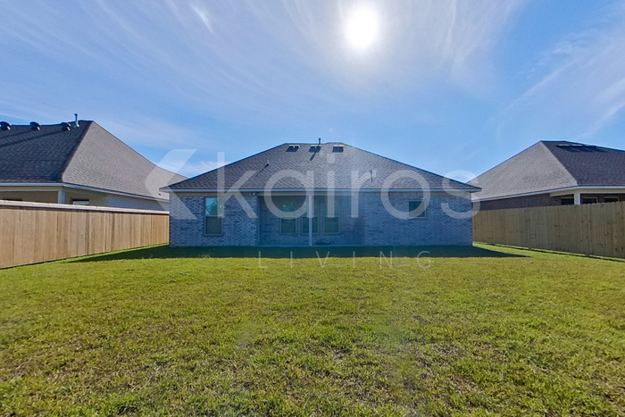 Building Photo - 108 Gilded Ln